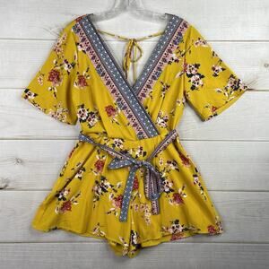 Trixxi Anthropologie Shorts Romper Womens S Yellow Floral Flowy Boho Shortall V